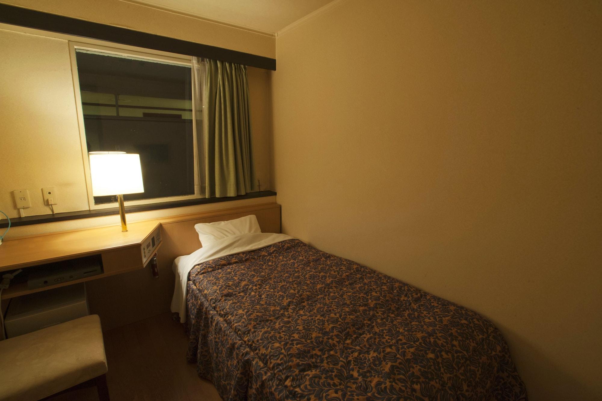 Hotel Osaka Castle Exterior photo